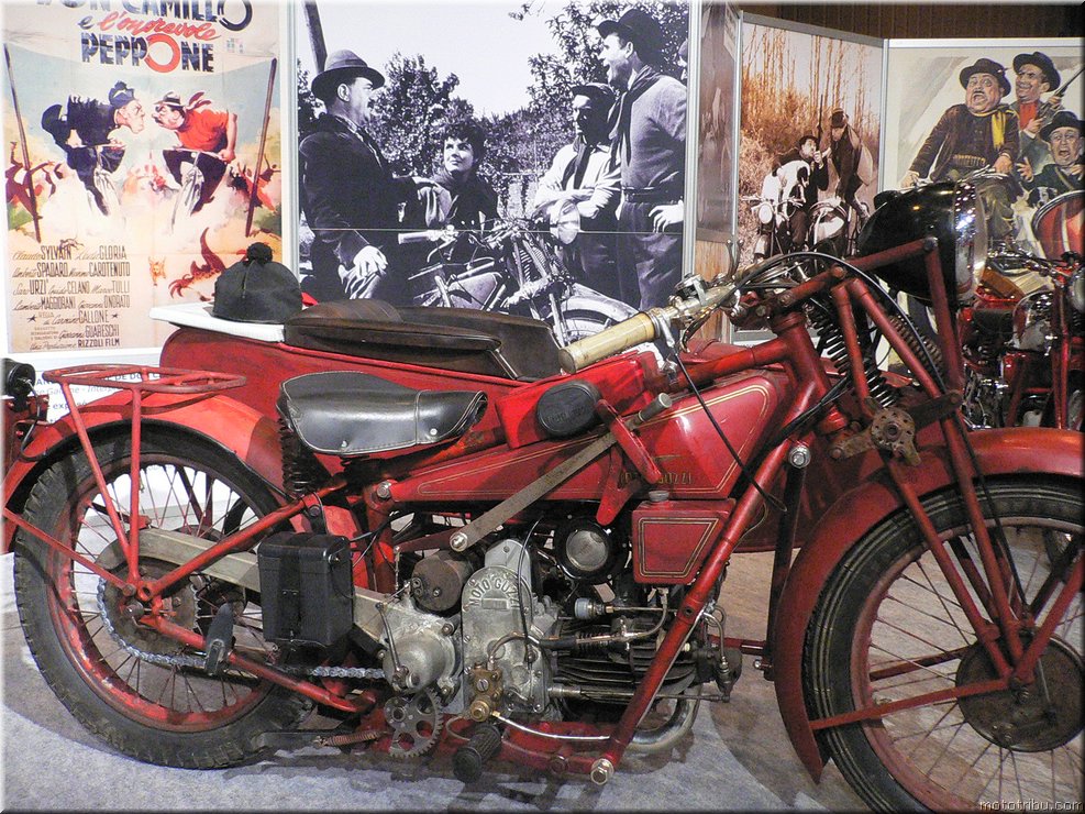 MOTO 