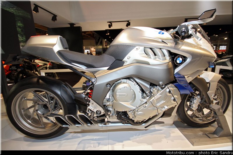 bmw_concept6_2_bruxelles_2010_0015