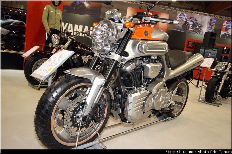 yamaha_mt01_3_bruxelles_2010_0165