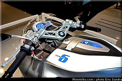 bmw_concept6_3_bruxelles_2010_0016.jpg