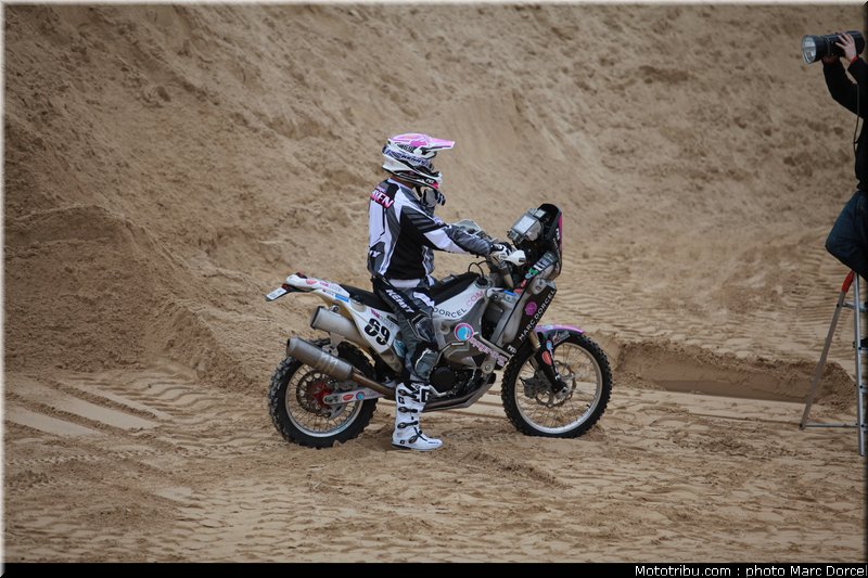 0024_makingof_anna_polina_hugo_payen_dakar_2012_009