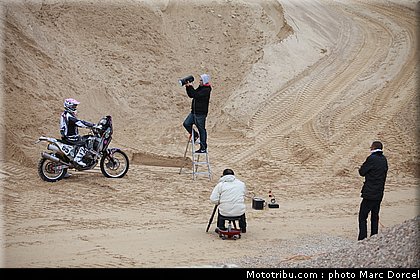 0026_makingof_anna_polina_hugo_payen_dakar_2012_011.jpg