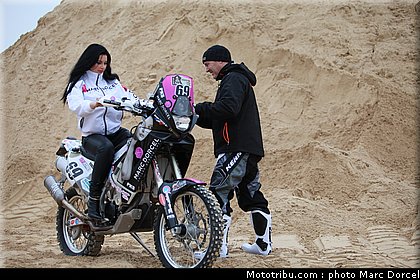 0039_makingof_anna_polina_hugo_payen_dakar_2012_024.jpg