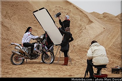 0043_makingof_anna_polina_hugo_payen_dakar_2012_028.jpg