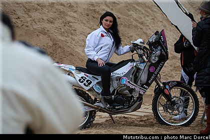 0046_makingof_anna_polina_hugo_payen_dakar_2012_031.jpg