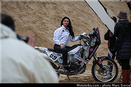 0047_makingof_anna_polina_hugo_payen_dakar_2012_032.jpg