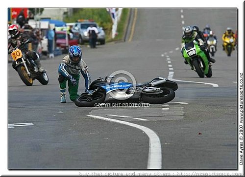 dave_ayres_wanganui2007_buy_picture _http_nzsportspics_com003.jpg