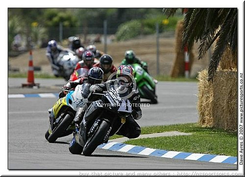 dave_ayres_wanganui2007_buy_picture _http_nzsportspics_com019.jpg