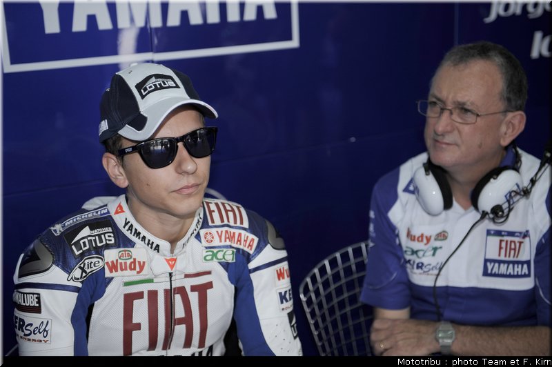 motogp_lorenzo_09