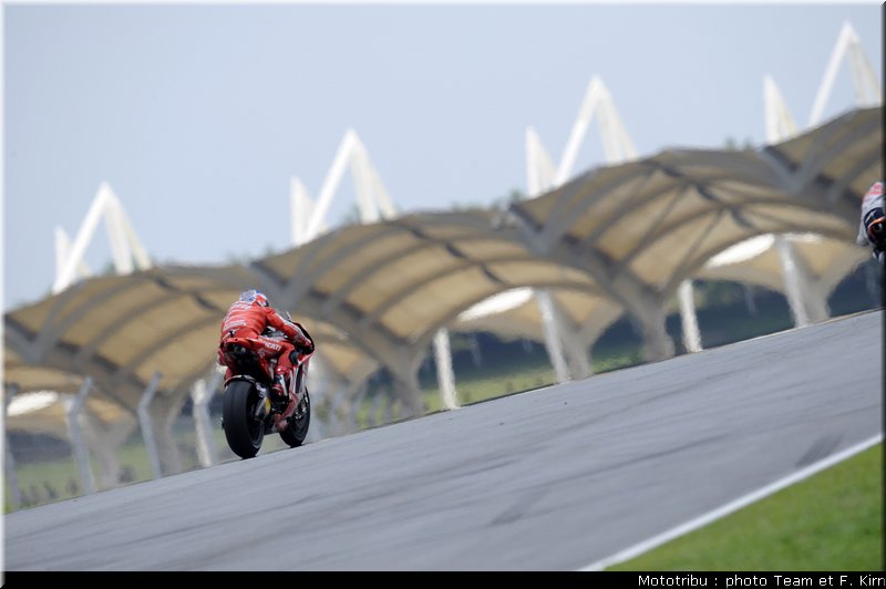 motogp_stoner_09