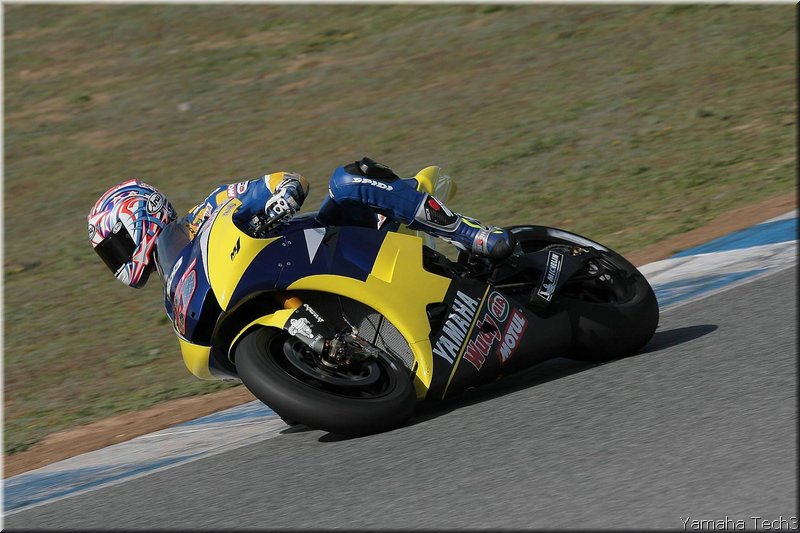 003tech3-edwards-testjerez-2-2008-001