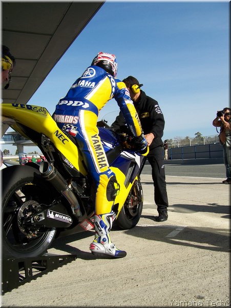 011tech3-edwards-testjerez-2-2008-009