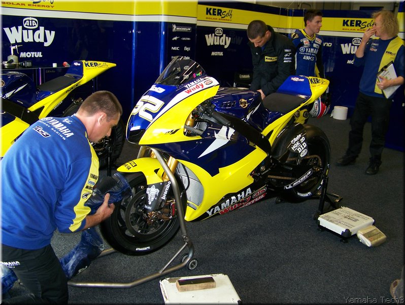 025tech3-toseland-testjerez2-2008-002
