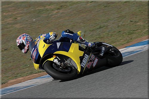 003tech3-edwards-testjerez-2-2008-001.jpg