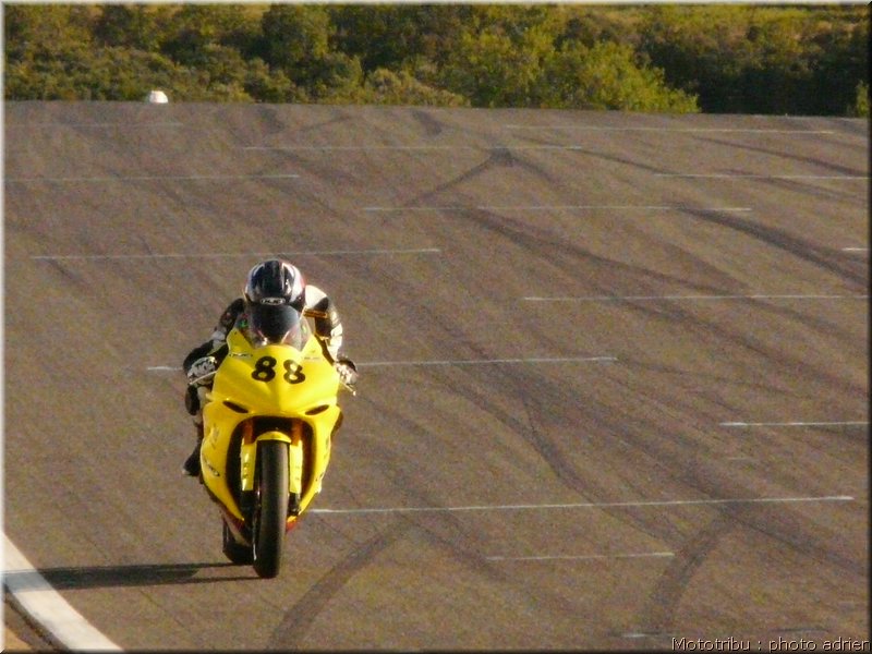 0072-supersport1-warmup_009