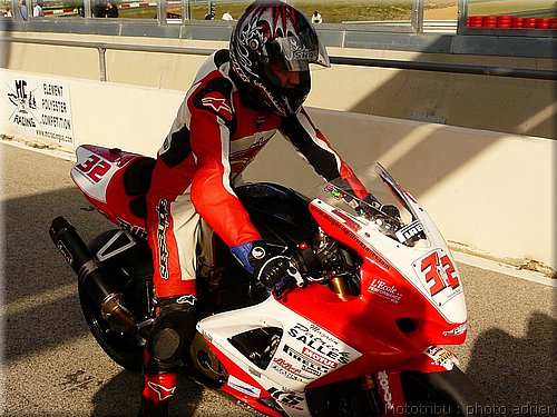 0268-superbike2-warmup-008.JPG