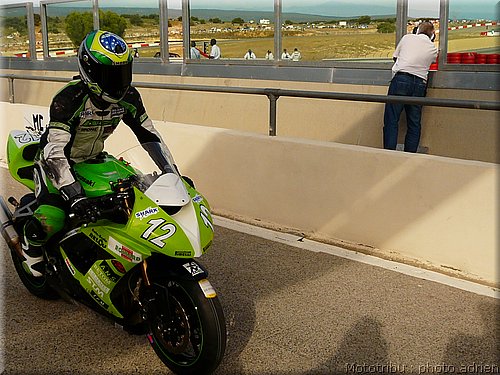 0275-superbike2-warmup-015.JPG