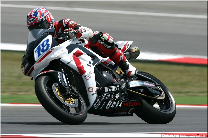 061-jones-sanmarin2008_06