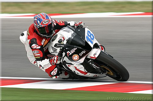 063-jones-sanmarin2008_08.jpg