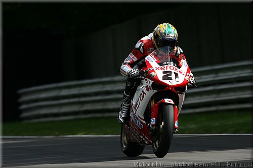 superbike-bayliss_10.jpg