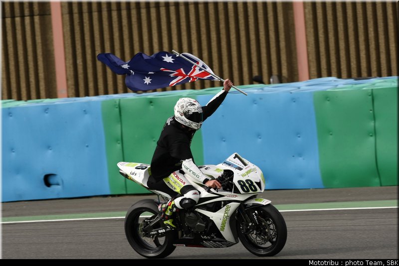 0374_france