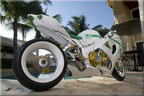 suzuki-hayabusa-lrg-1.jpg