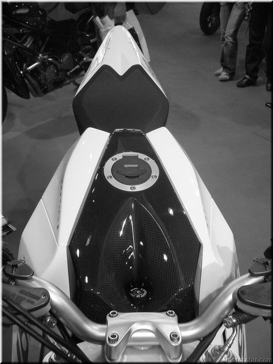 yacouba-bestiale-mondial2007_16