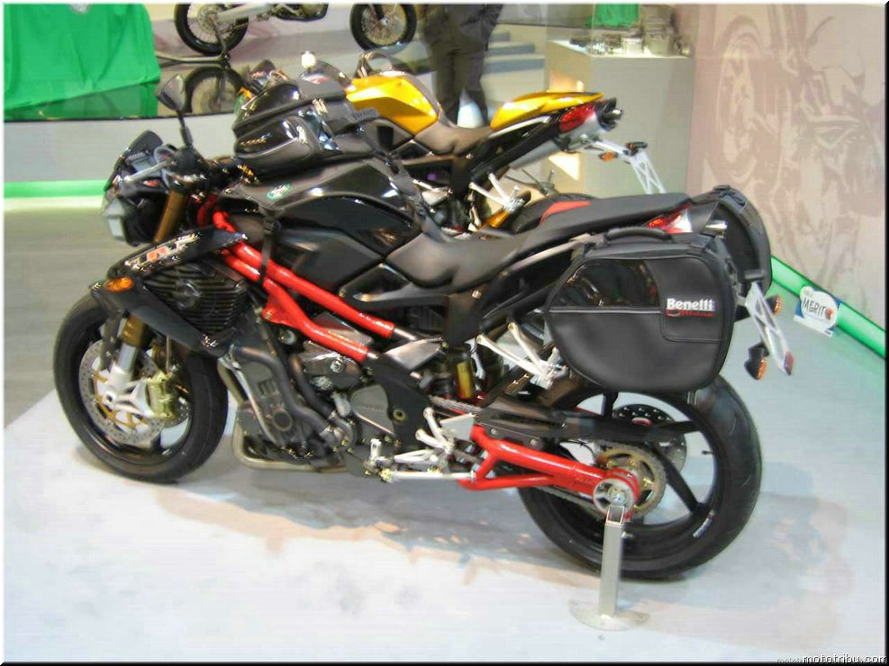 MOTO 