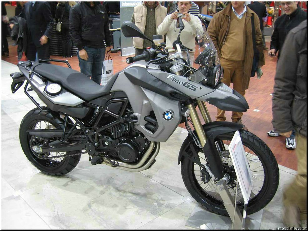 MOTO 