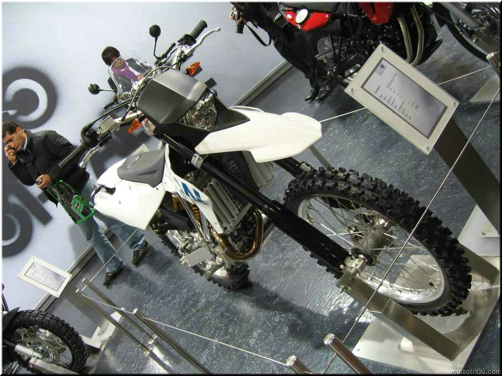 MOTO 