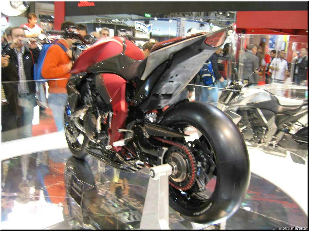 MOTO 
