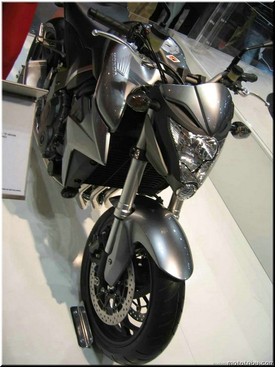 MOTO 