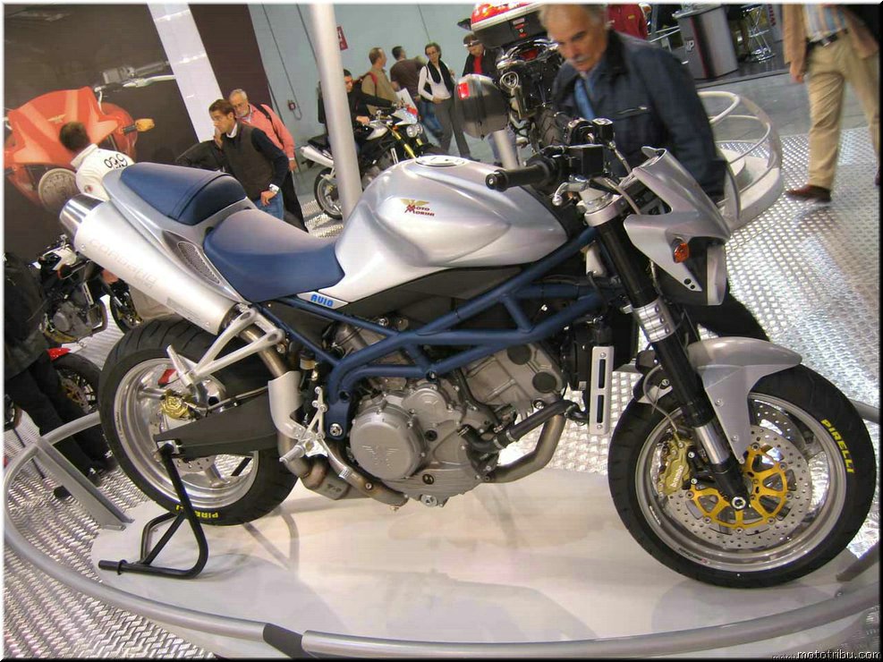 MOTO 