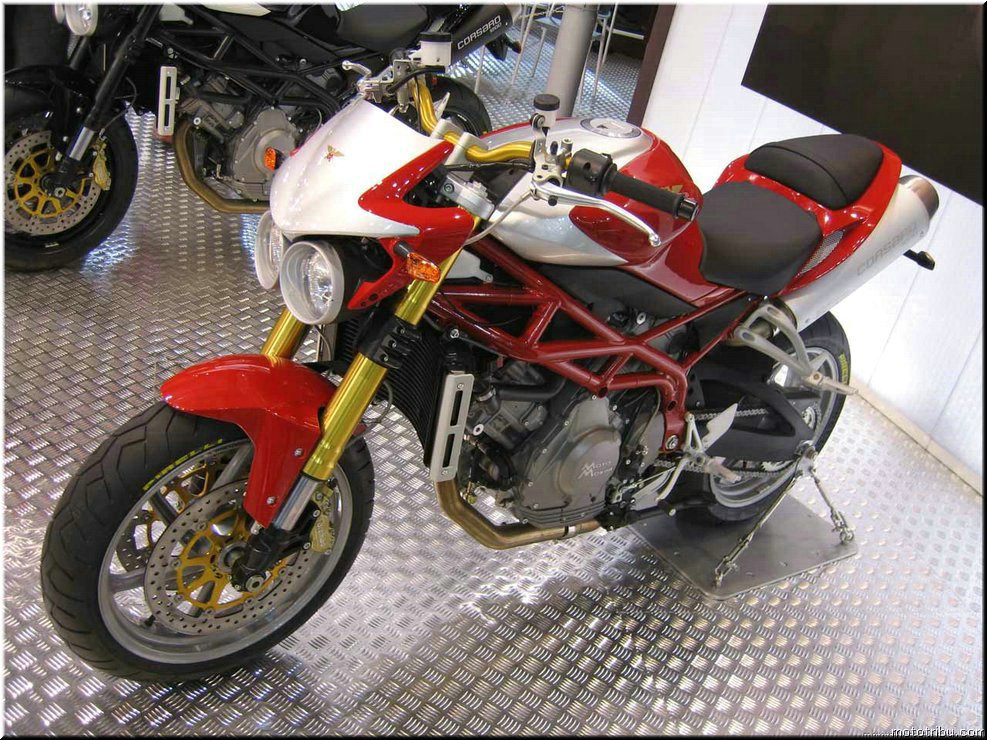 MOTO 