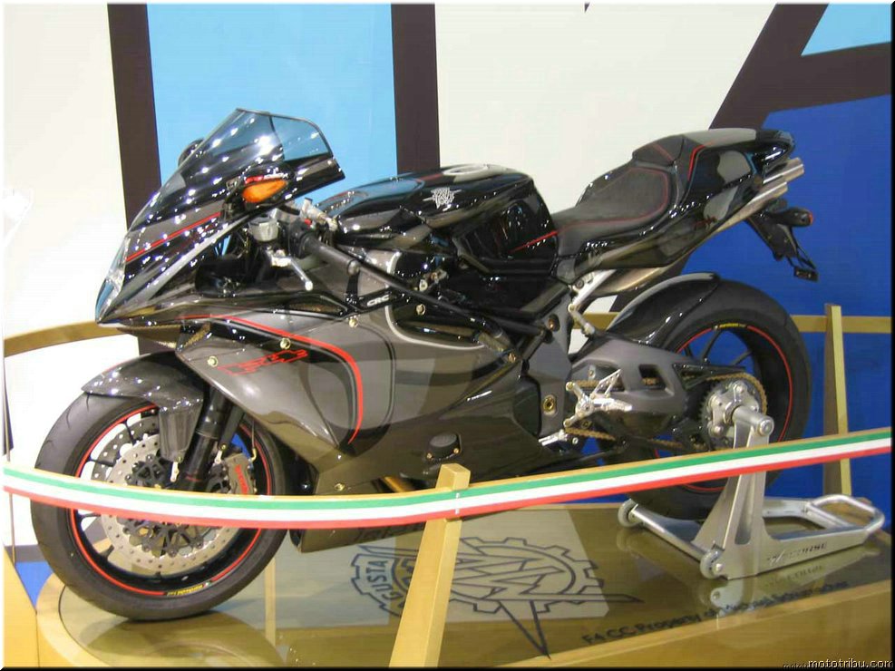 MOTO 