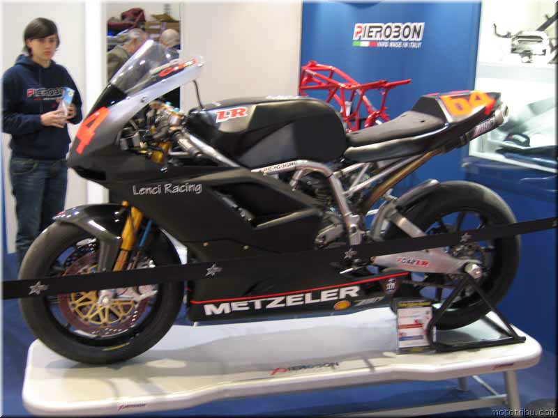 MOTO 