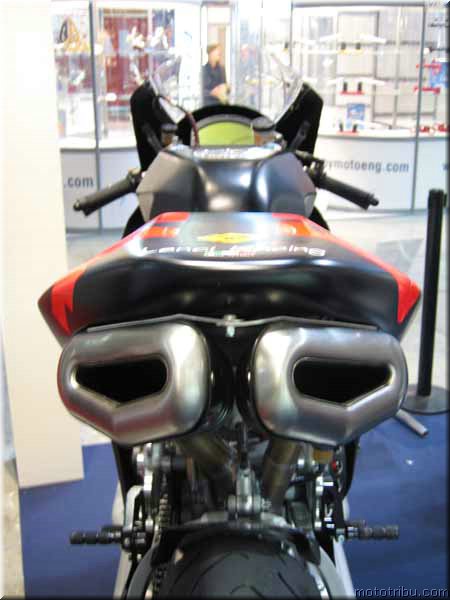 MOTO 