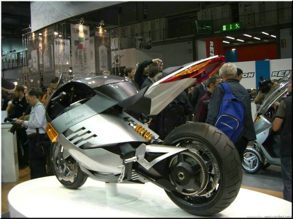 MOTO 
