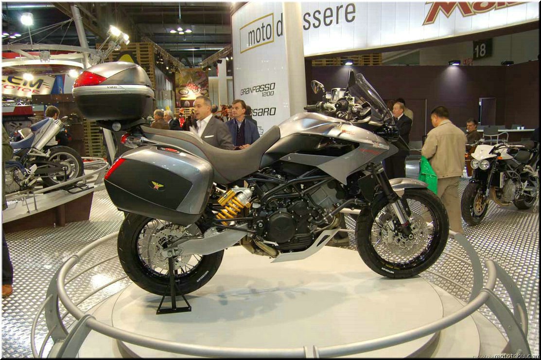 MOTO 