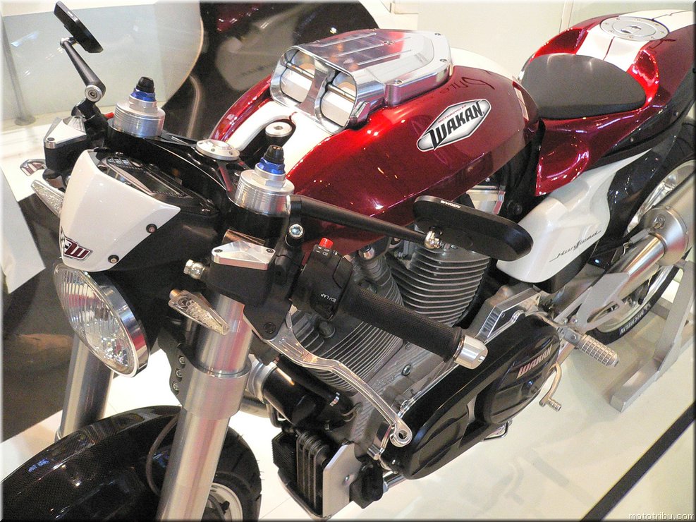 MOTO 