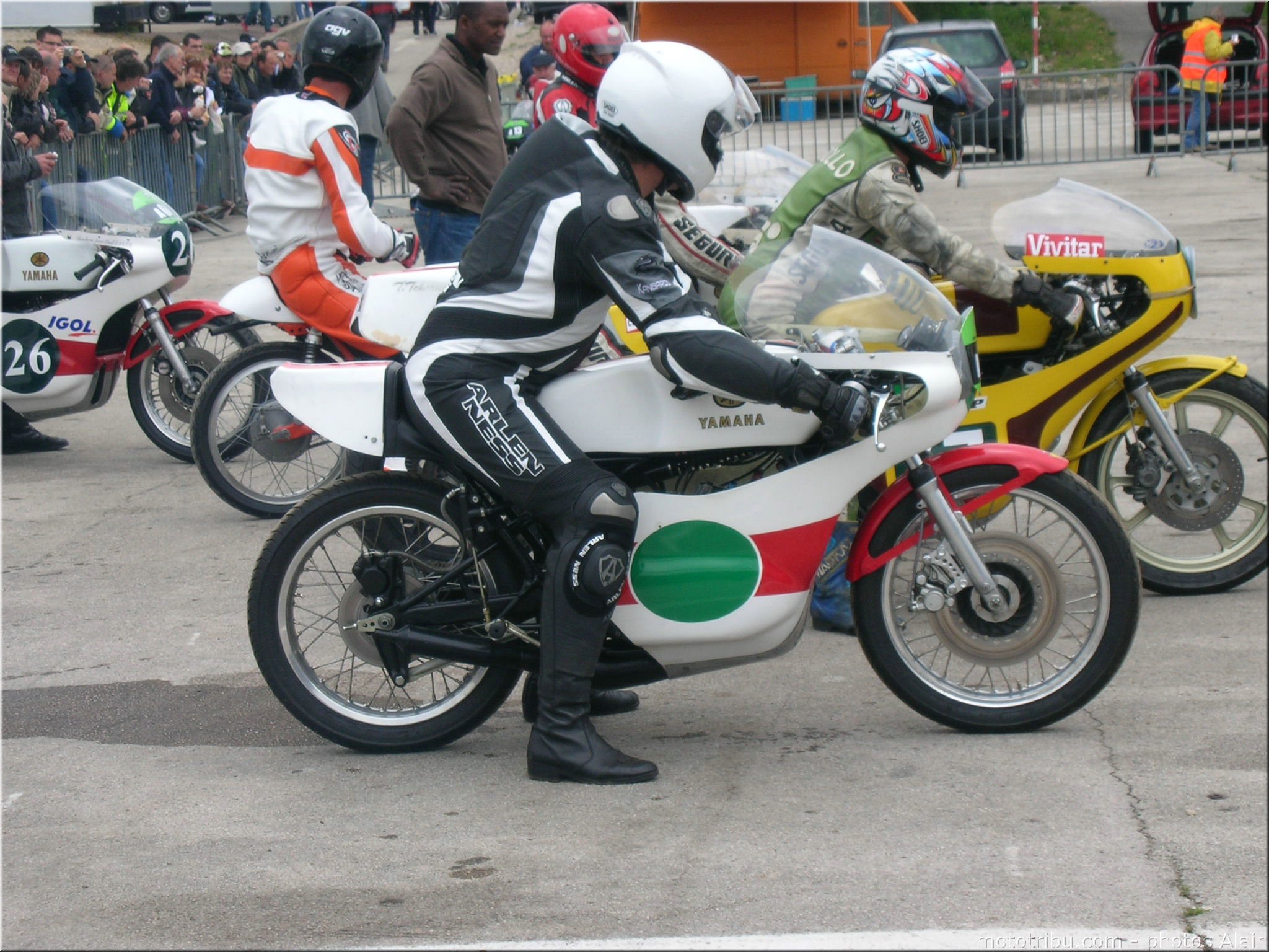 MOTO 
