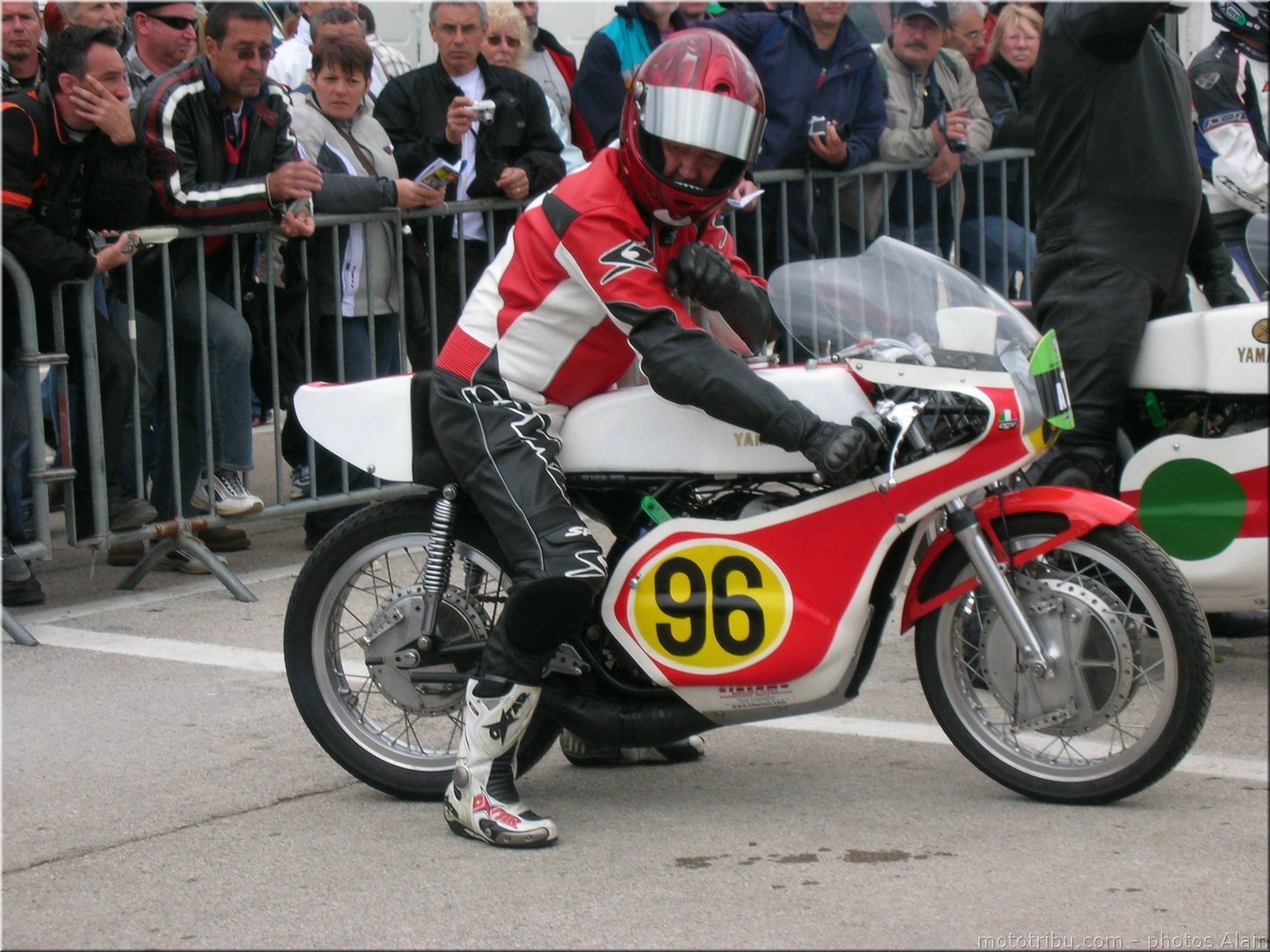 MOTO 