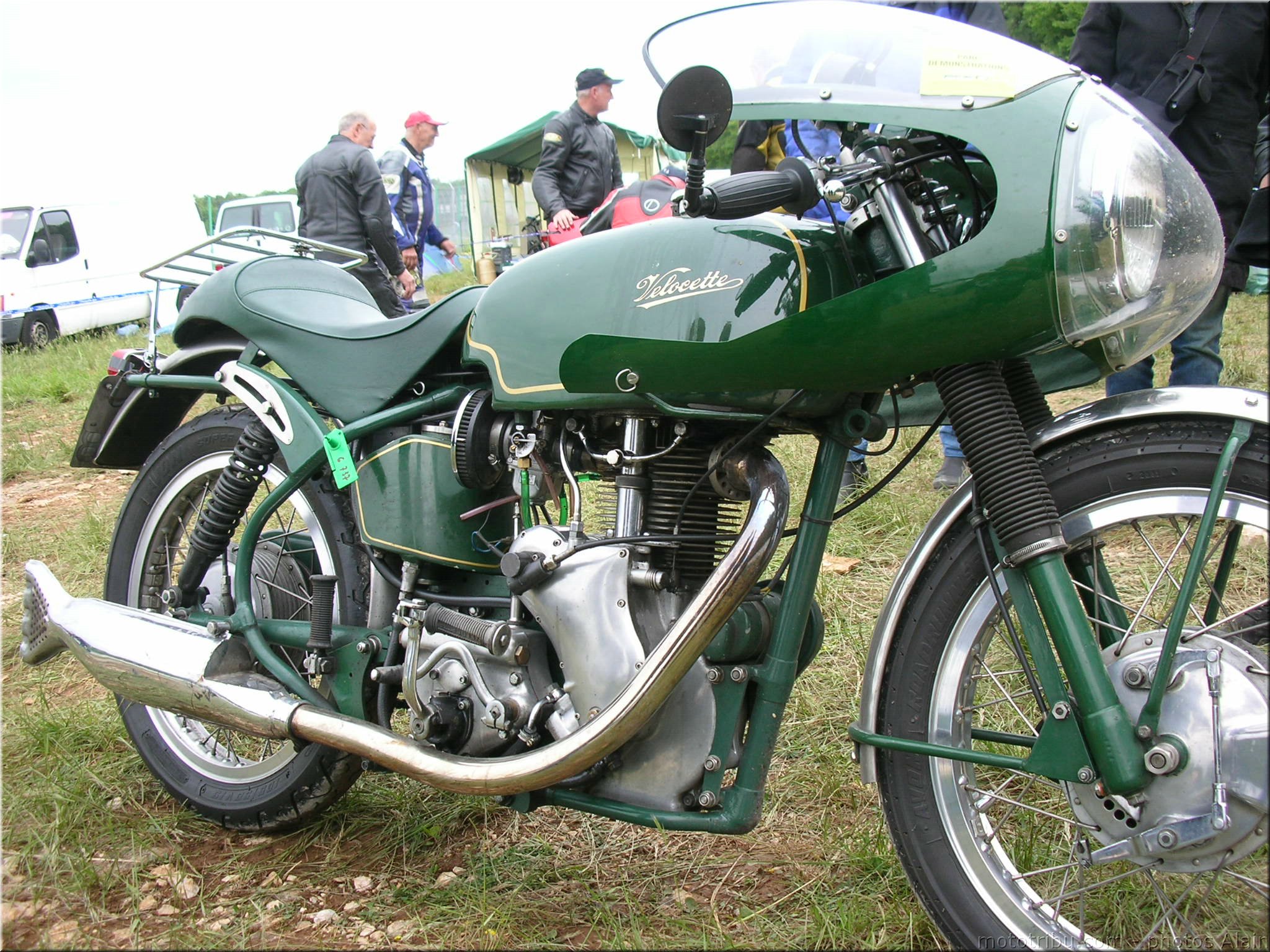 MOTO 
