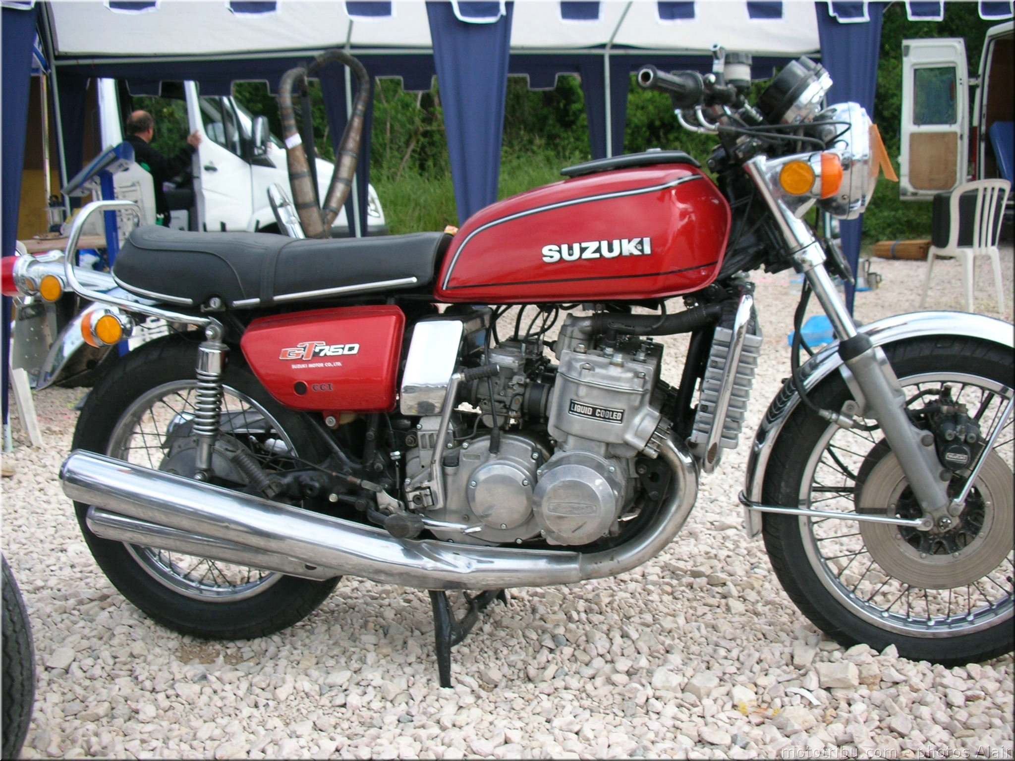 MOTO 