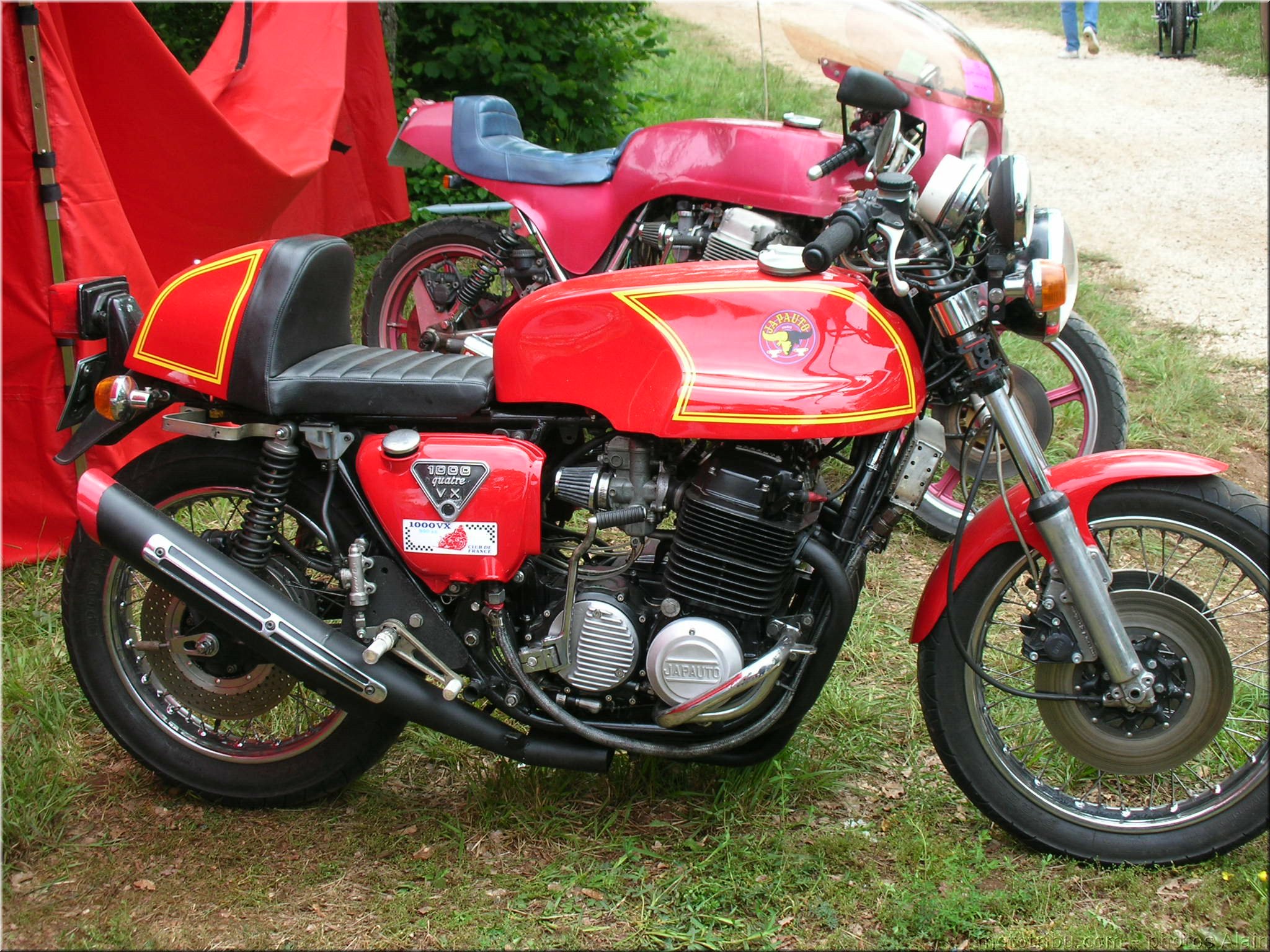 MOTO 
