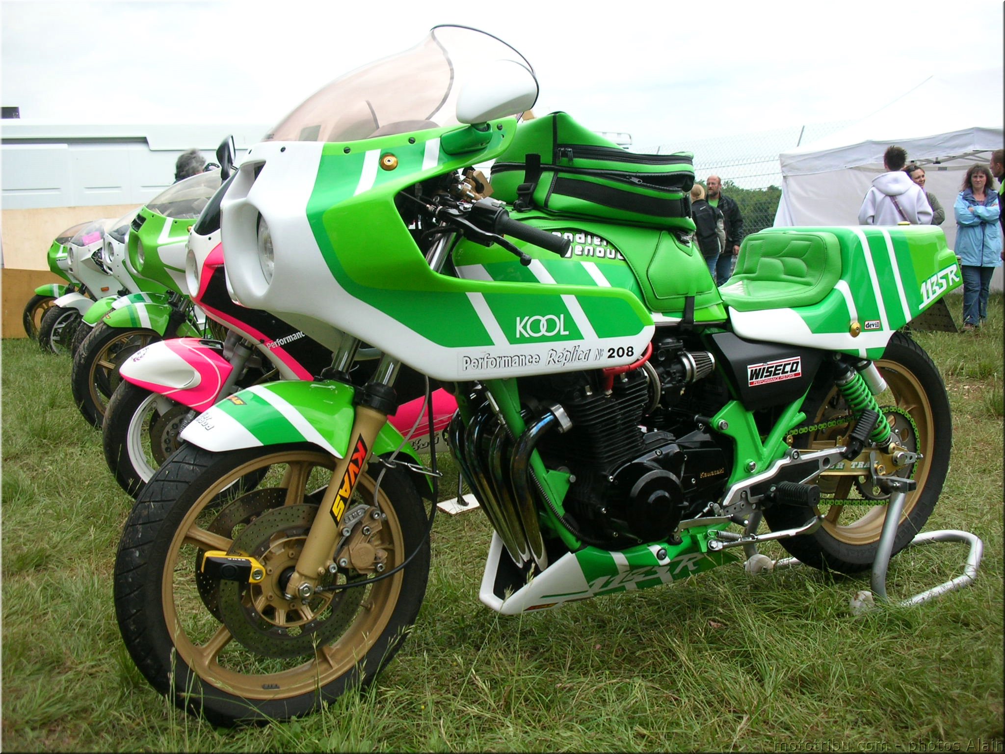 MOTO 