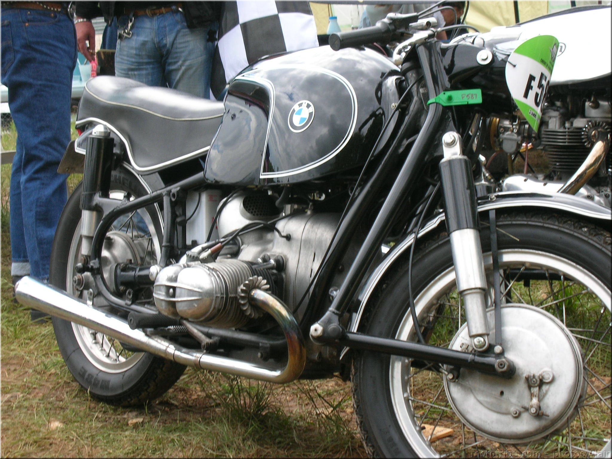 MOTO 