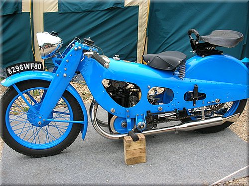 moto-legend-2007-0032.JPG