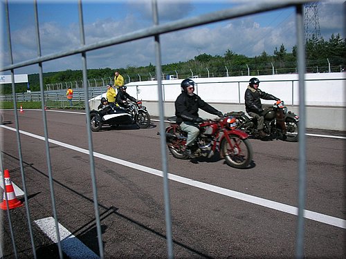 moto-legend-2007-0077.JPG