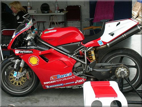 moto-legend-2007-0095.JPG